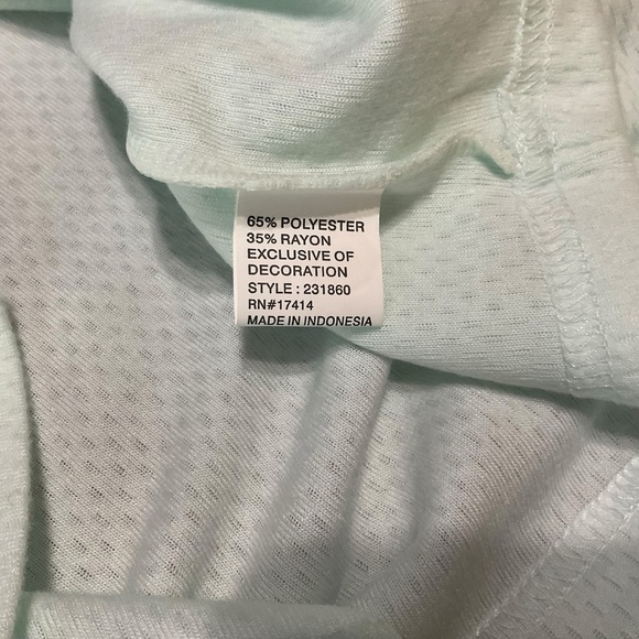 Miss Elaine Mint Long Sleeve Nightgown with Smocking Detail Size Medium - Picture 6 of 7